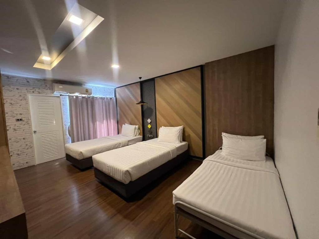 The Circle Hotel Buriram Exterior photo