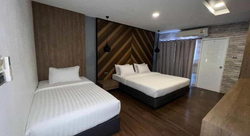 The Circle Hotel Buriram Exterior photo