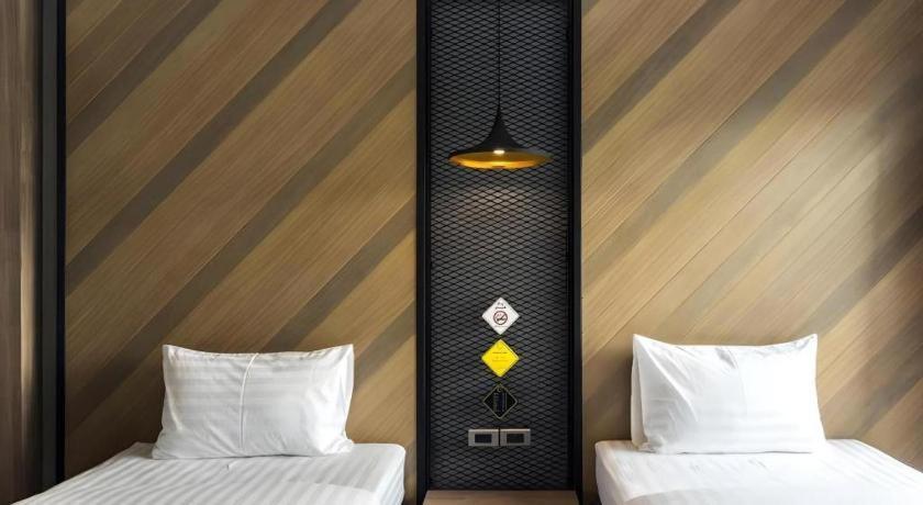 The Circle Hotel Buriram Exterior photo